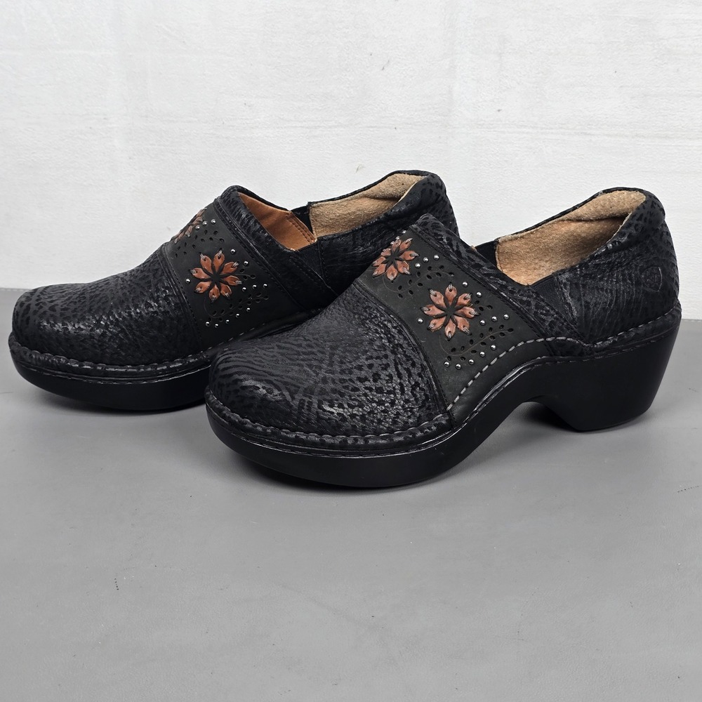 Ariat Black Textured Leather Floral Studded Clog Platform Wedge Shoes Sz 8.5B